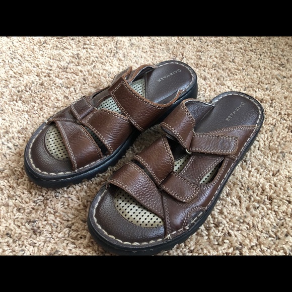 airwalk leather sandals